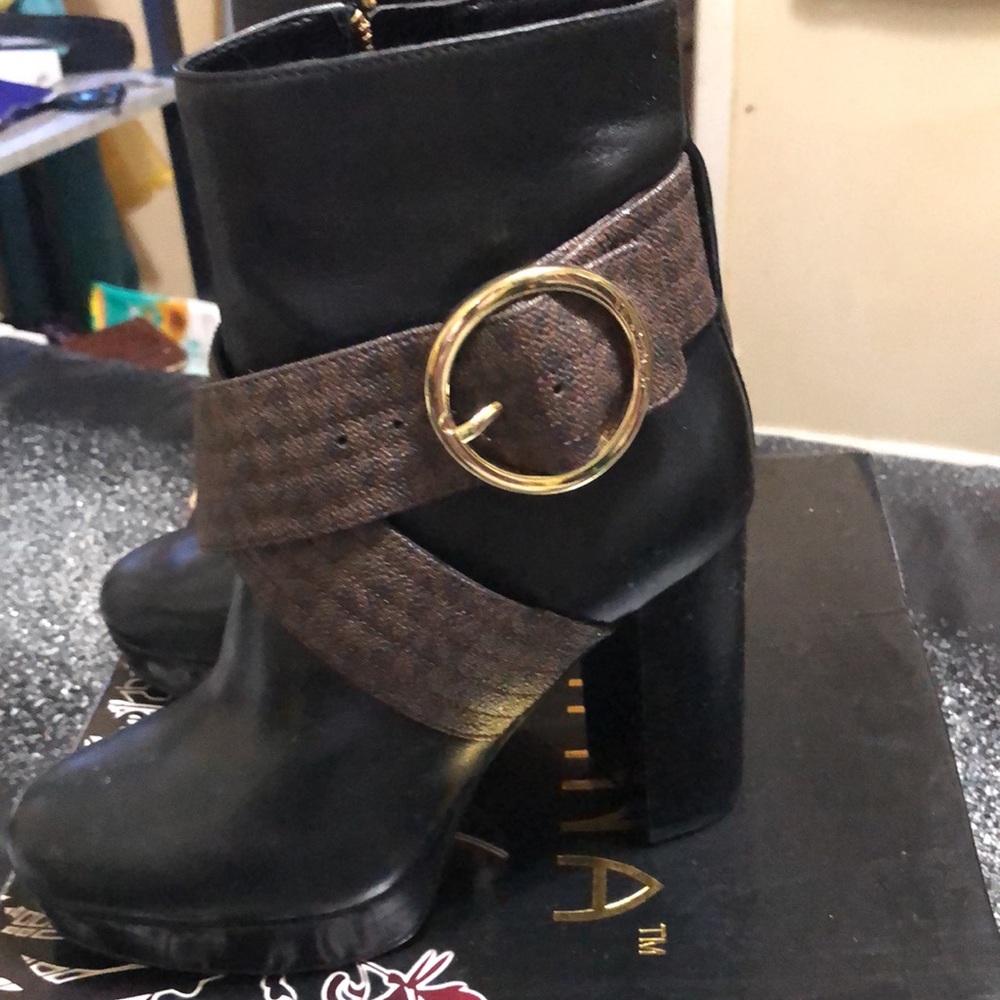 Brand new ankle boots - Picture 4 of 4